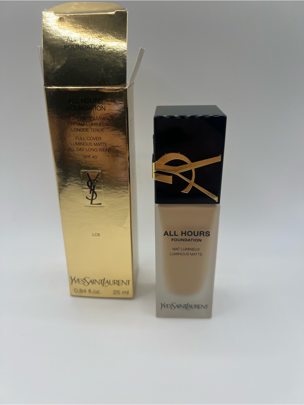 Yves Saint Laurent All Hours Foundation - Luminous Matte Finish (Beige)